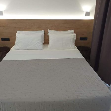 Aestas Apartments Agia Marina Extérieur photo