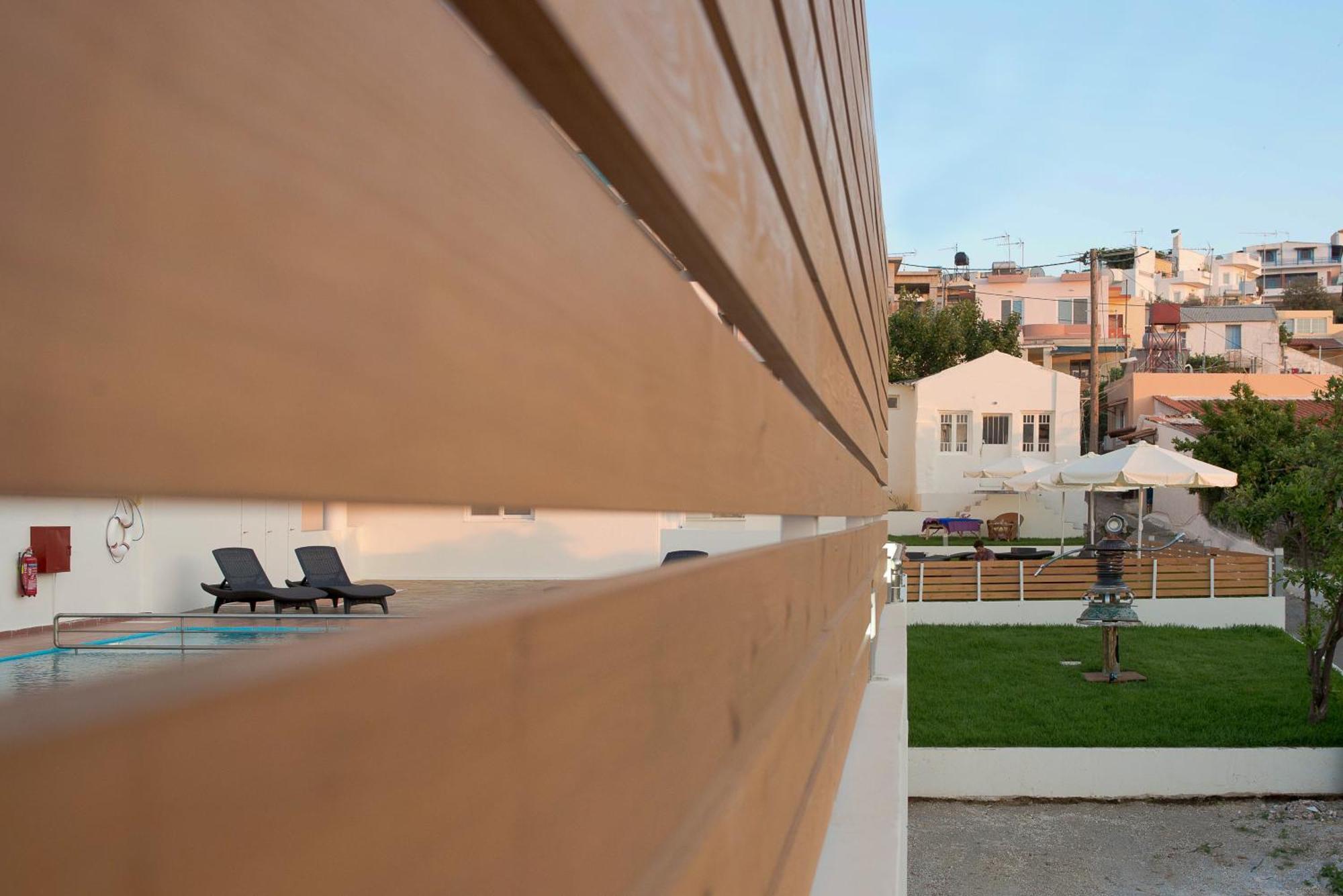 Aestas Apartments Agia Marina Extérieur photo