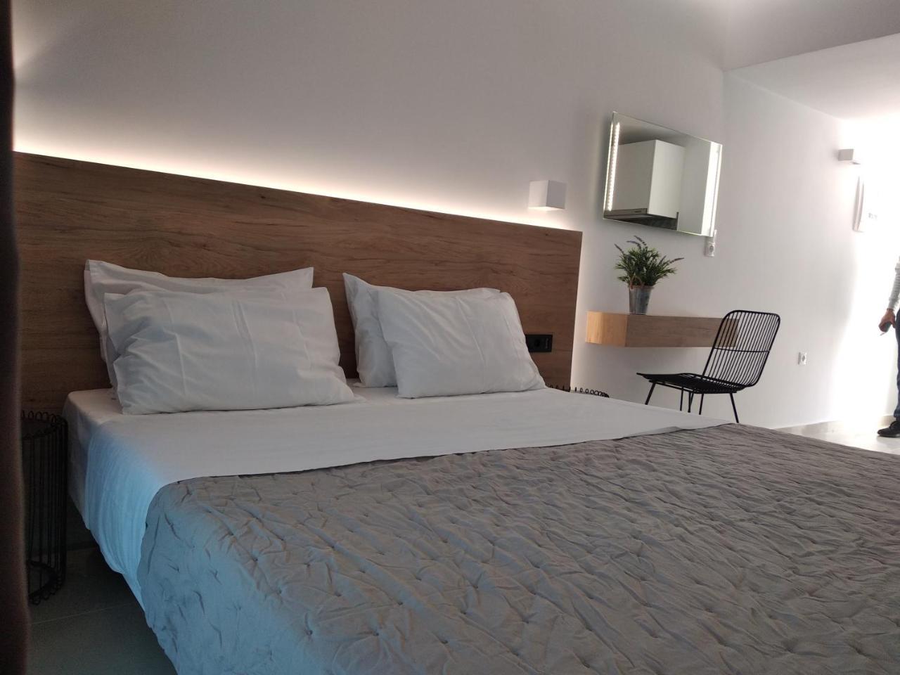 Aestas Apartments Agia Marina Extérieur photo