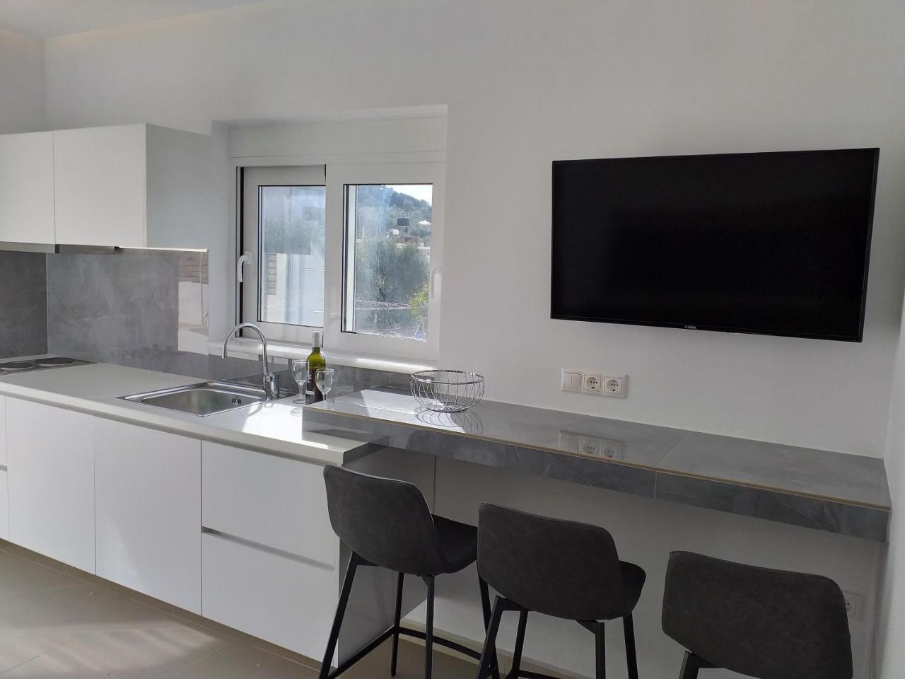 Aestas Apartments Agia Marina Extérieur photo